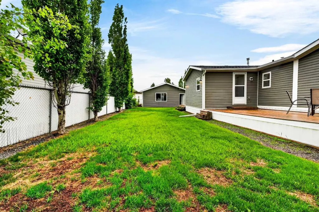411 5 Street NW Sundre AB T0M 1X0