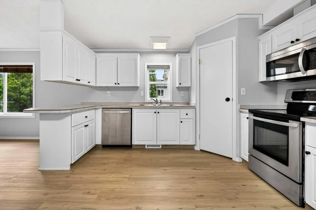 411 5 Street NW Sundre AB T0M 1X0