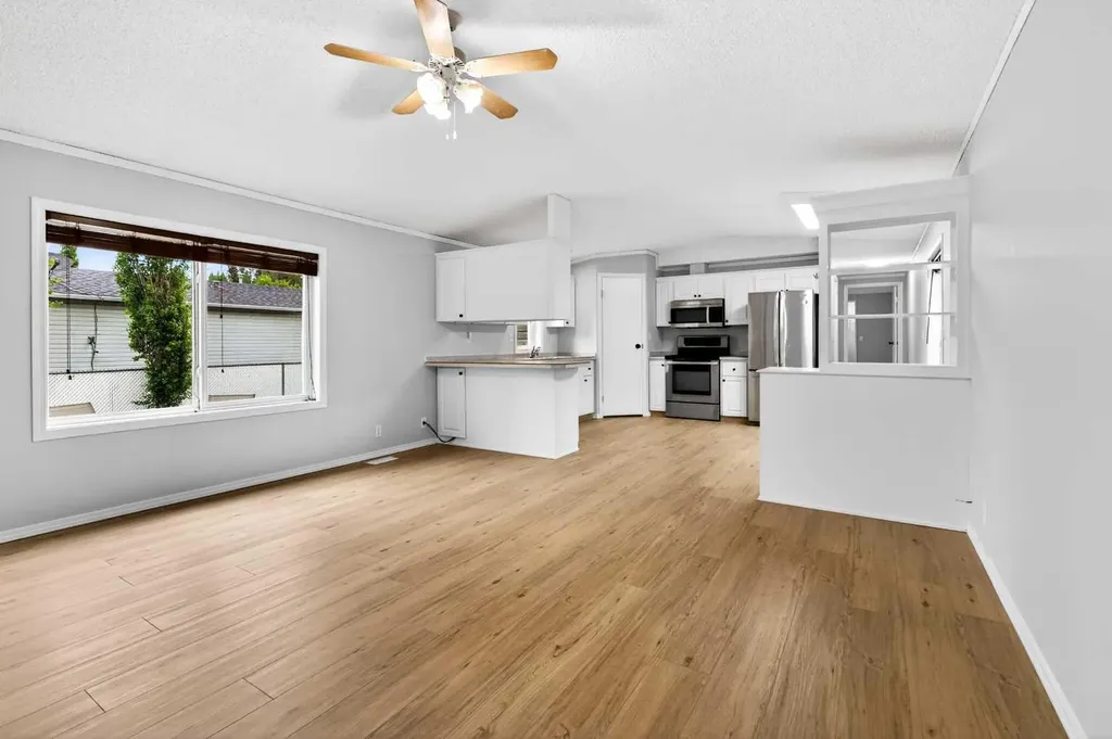 411 5 Street NW Sundre AB T0M 1X0