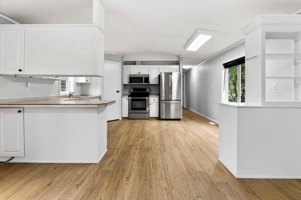 411 5 Street NW Sundre AB T0M 1X0