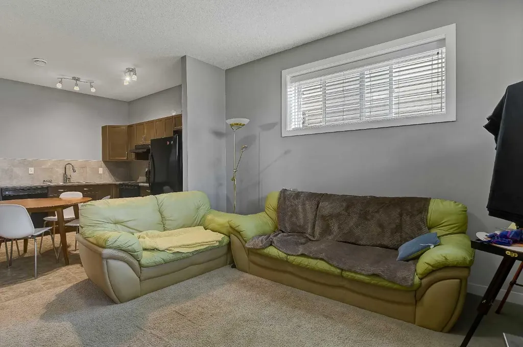 10138 85a Street Grande Prairie AB T8X 0N7