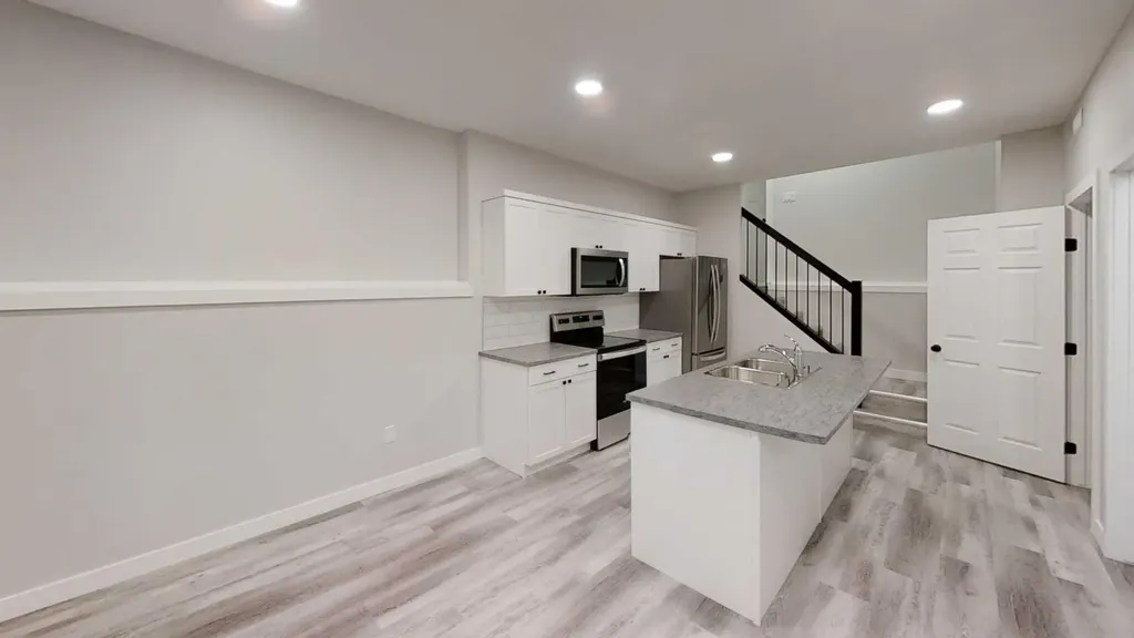10230 128 Avenue Grande Prairie AB T8V6M6
