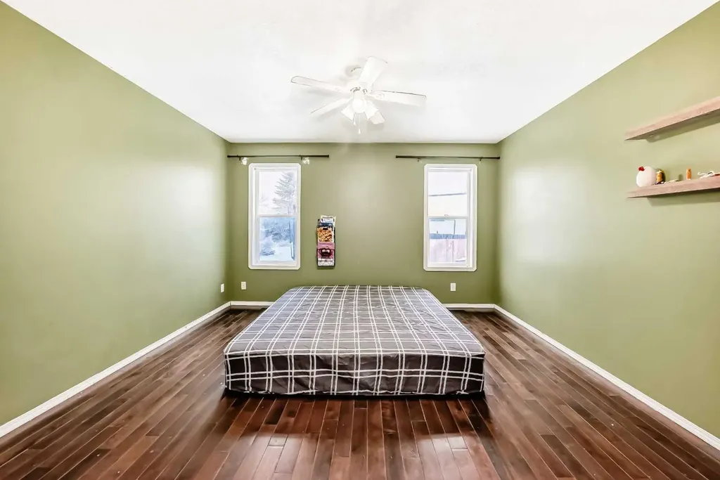 29 Duval Crescent Red Deer AB T4R 2Y6