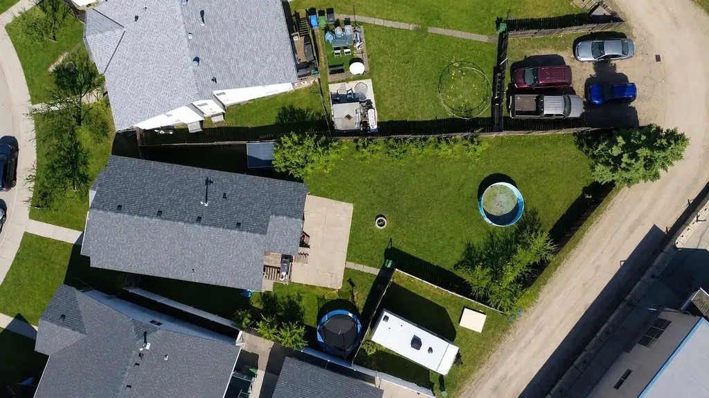 29 Duval Crescent Red Deer AB T4R 2Y6
