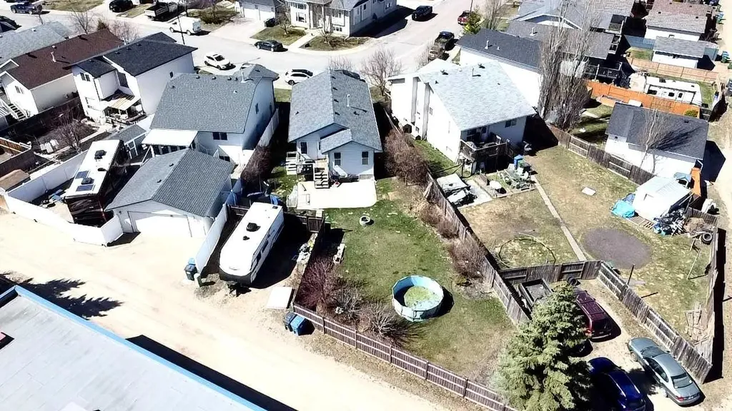 29 Duval Crescent Red Deer AB T4R 2Y6