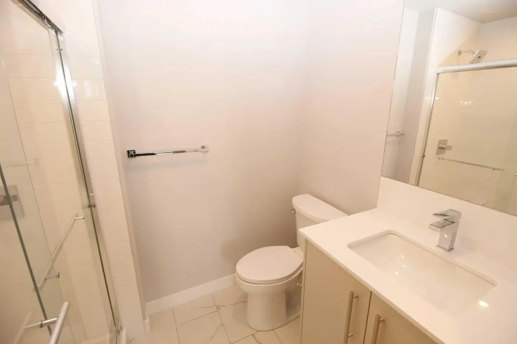 8370 Broadcast Avenue SW Calgary AB T3H 6L3