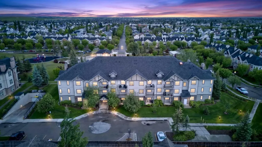37 Prestwick Drive SE Calgary AB T2Z 4Z2