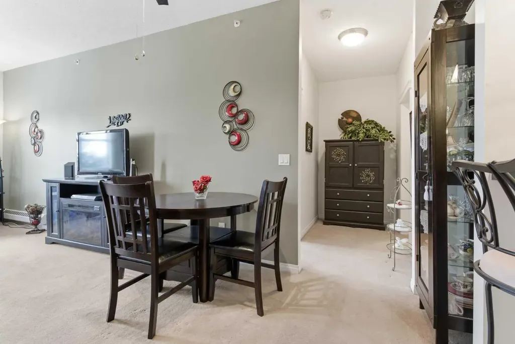 37 Prestwick Drive SE Calgary AB T2Z 4Z2