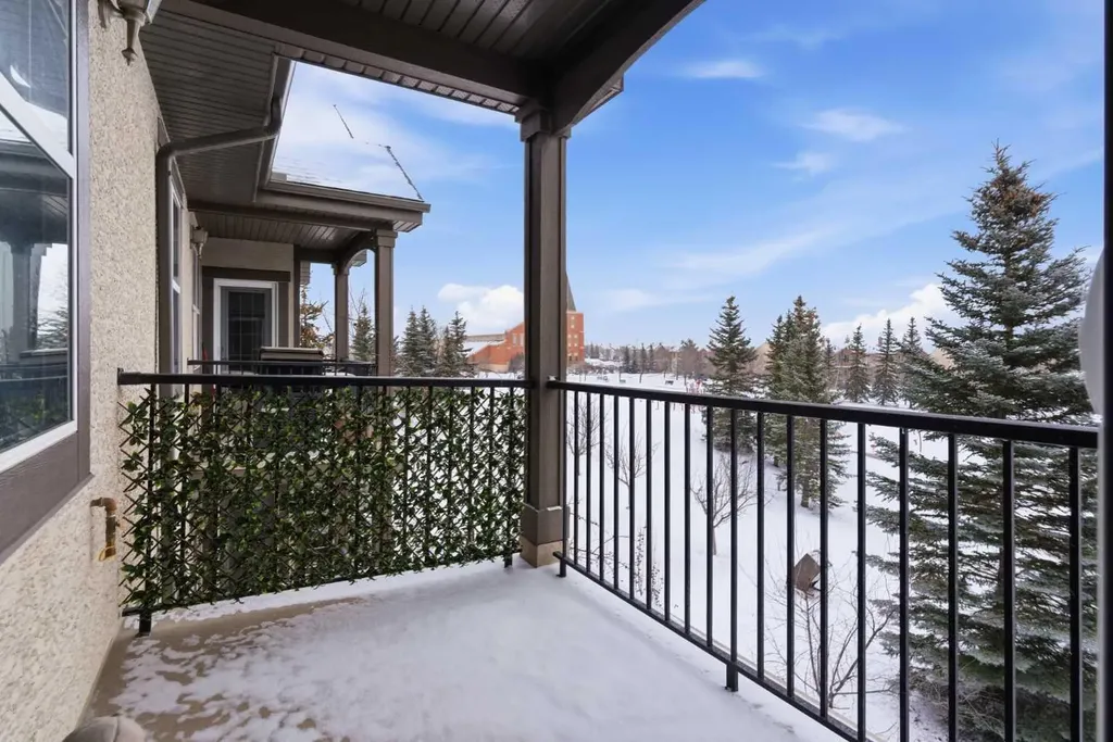 37 Prestwick Drive SE Calgary AB T2Z 4Z2