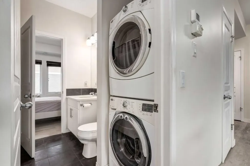 64 Auburn Bay Close SE Calgary AB T3M 0Y5