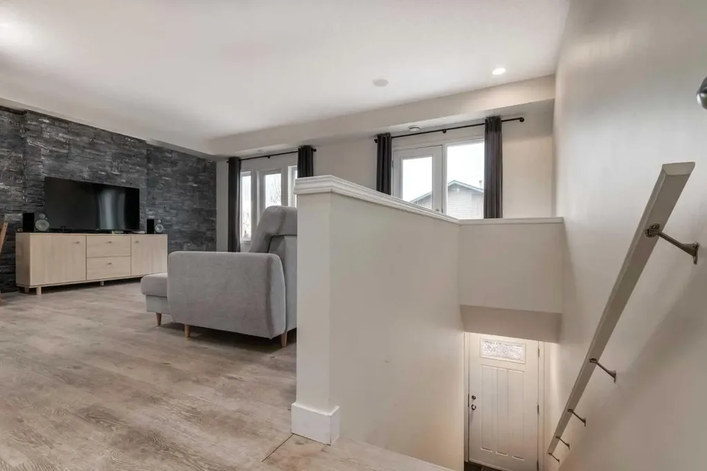 64 Auburn Bay Close SE Calgary AB T3M 0Y5
