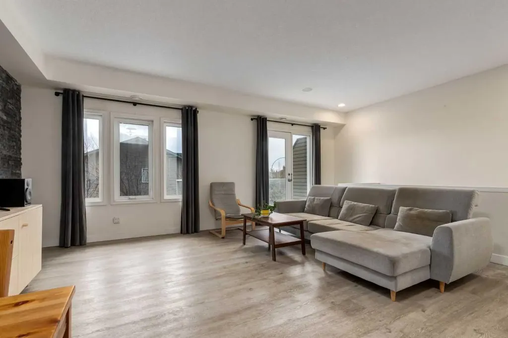 64 Auburn Bay Close SE Calgary AB T3M 0Y5