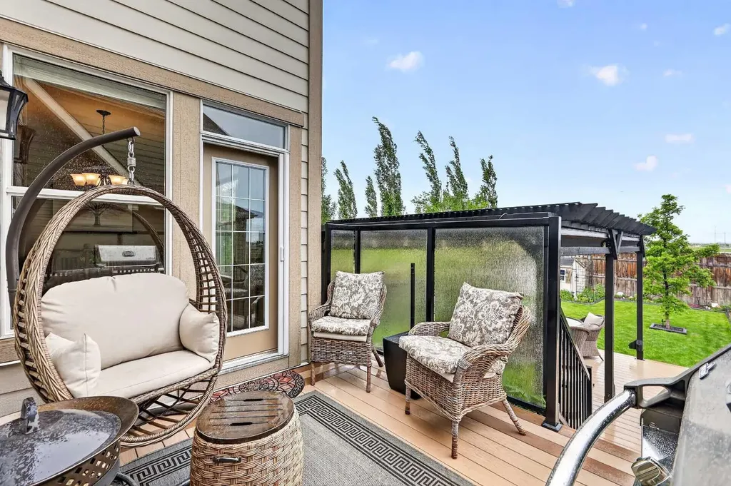 283 Mahogany Terrace SE Calgary AB T3M 0T5