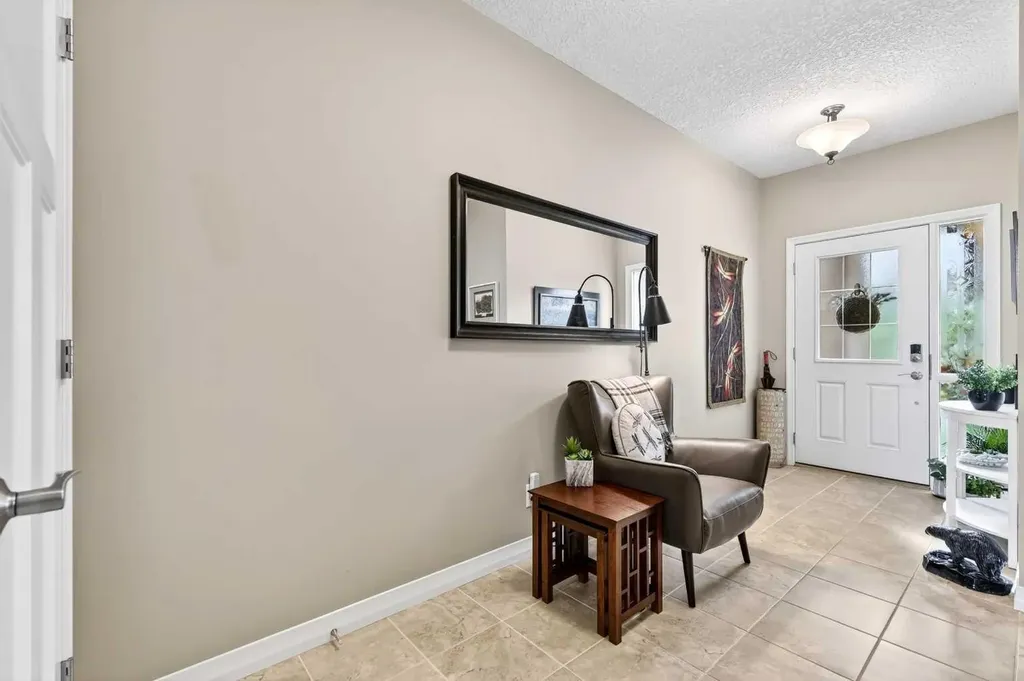 283 Mahogany Terrace SE Calgary AB T3M 0T5