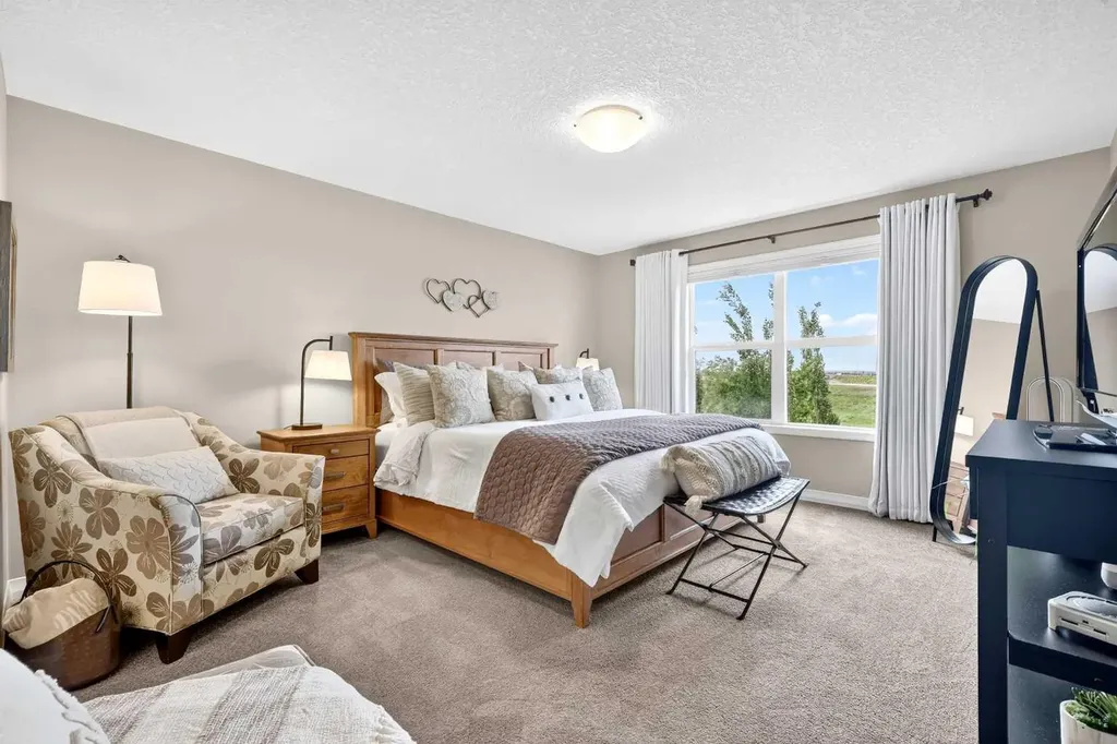 283 Mahogany Terrace SE Calgary AB T3M 0T5