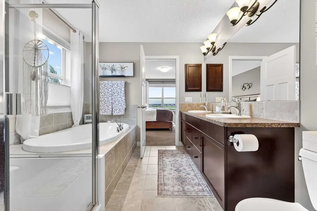 283 Mahogany Terrace SE Calgary AB T3M 0T5