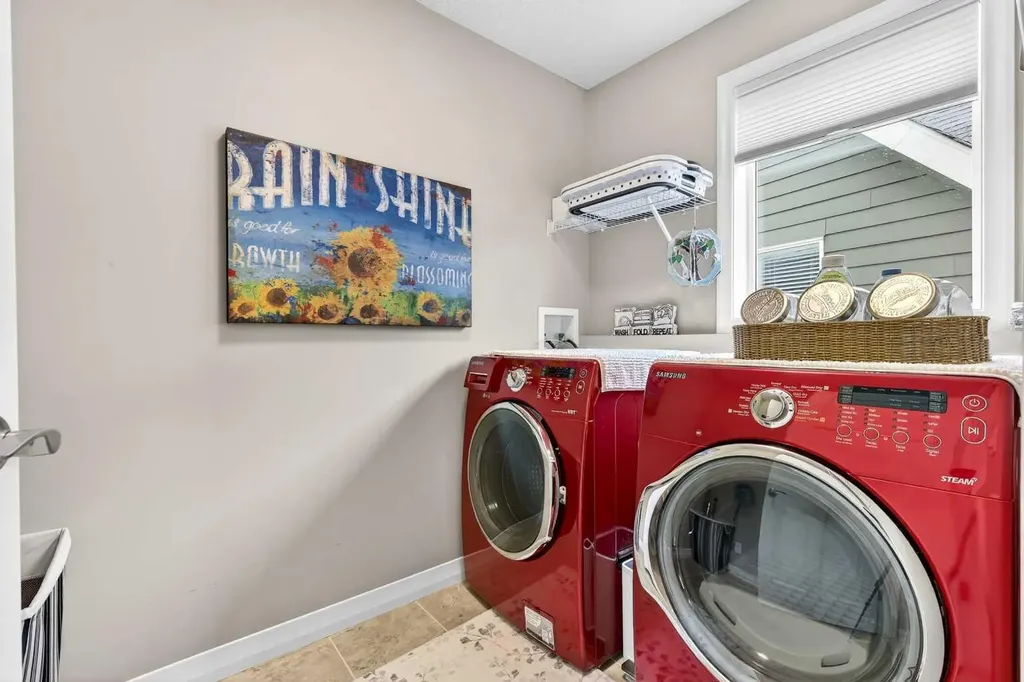 283 Mahogany Terrace SE Calgary AB T3M 0T5