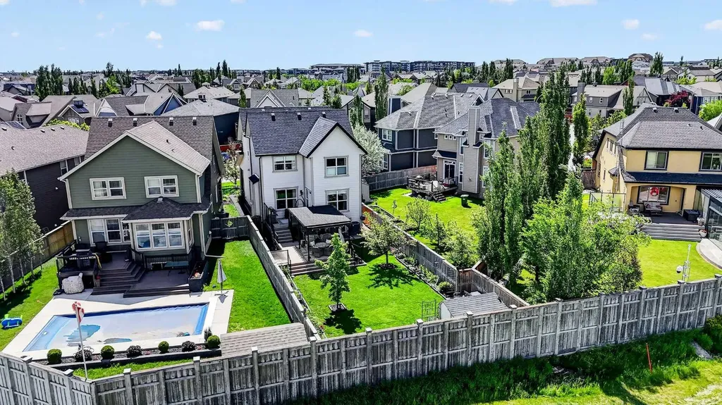 283 Mahogany Terrace SE Calgary AB T3M 0T5