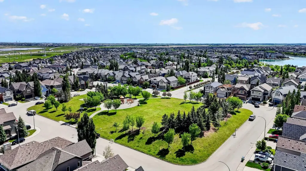 283 Mahogany Terrace SE Calgary AB T3M 0T5