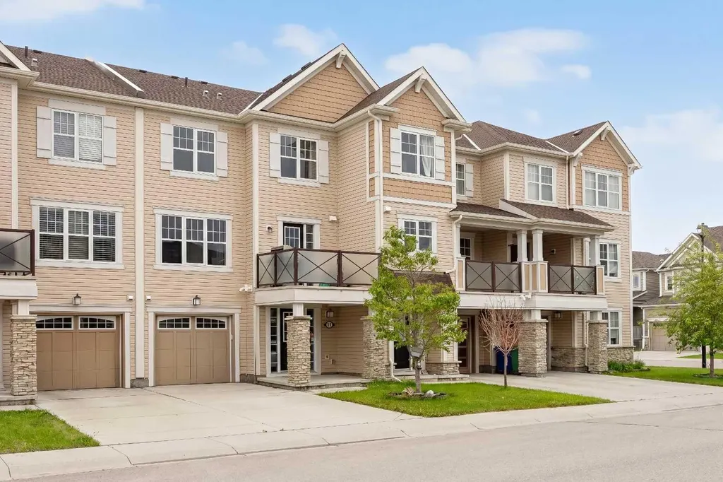 11 Windford Crescent SW Airdrie AB T4B 4A4