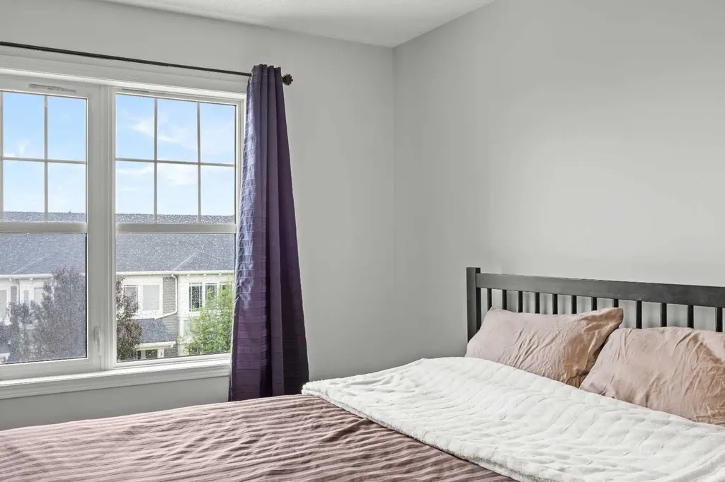 11 Windford Crescent SW Airdrie AB T4B 4A4