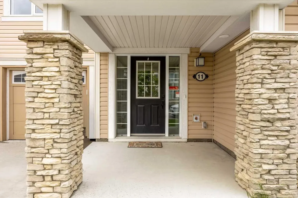 11 Windford Crescent SW Airdrie AB T4B 4A4