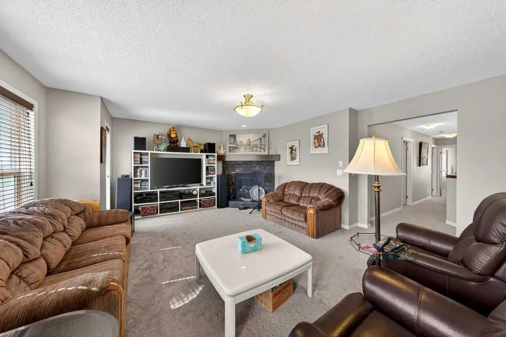 27 Panatella Row NW Calgary AB T3K 0V5