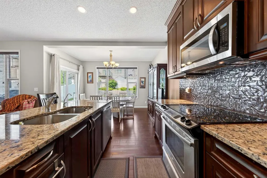27 Panatella Row NW Calgary AB T3K 0V5