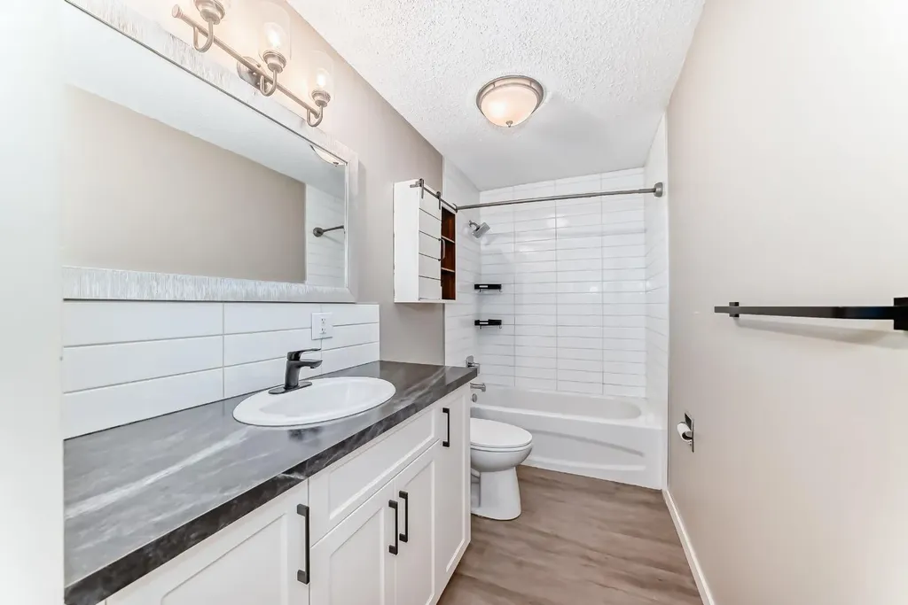 35 Green Meadow Crescent Strathmore AB T1P 1H4