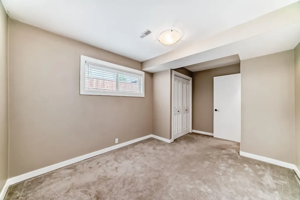 35 Green Meadow Crescent Strathmore AB T1P 1H4