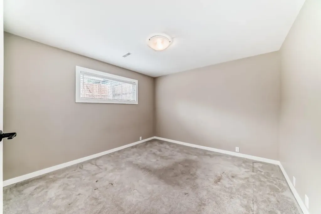 35 Green Meadow Crescent Strathmore AB T1P 1H4