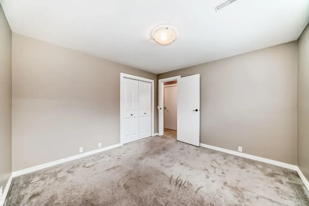 35 Green Meadow Crescent Strathmore AB T1P 1H4