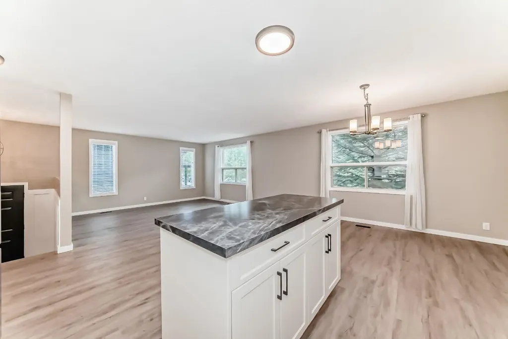 35 Green Meadow Crescent Strathmore AB T1P 1H4