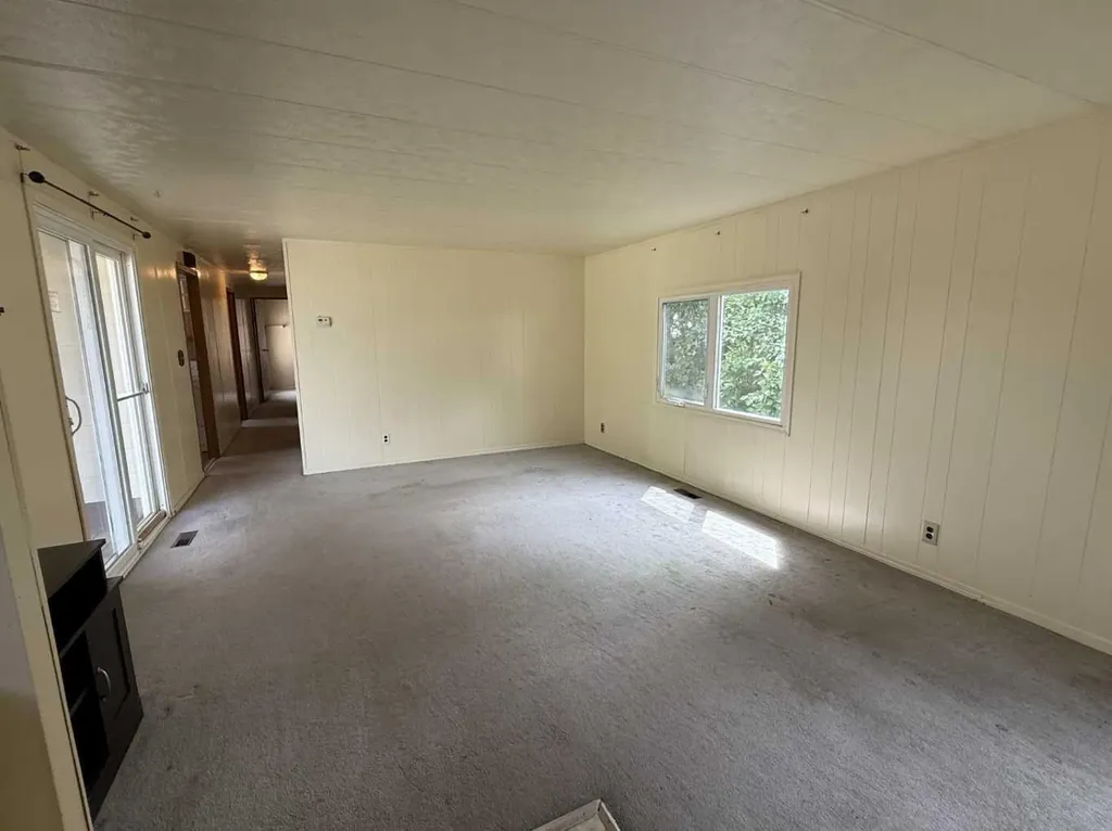 403 1 Avenue W Hanna AB T0J 1P0