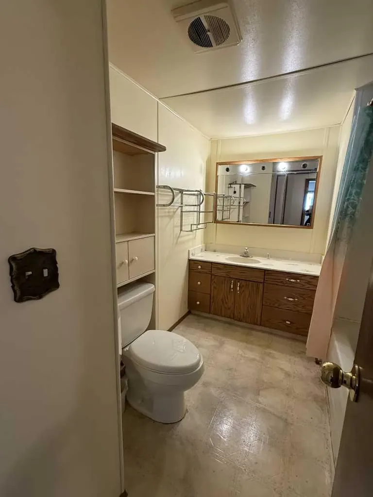403 1 Avenue W Hanna AB T0J 1P0