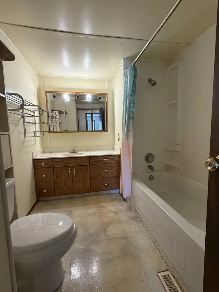 403 1 Avenue W Hanna AB T0J 1P0