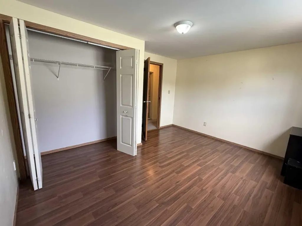 403 1 Avenue W Hanna AB T0J 1P0