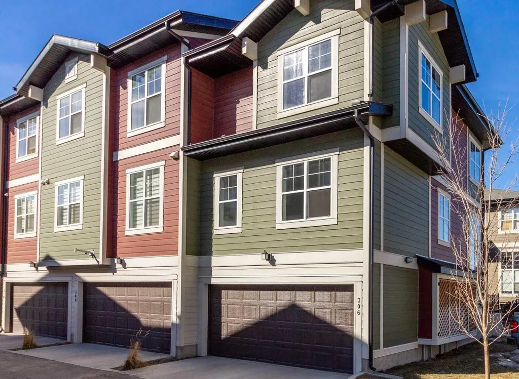 306 Cranford Walk SE Calgary AB T3M 1R7