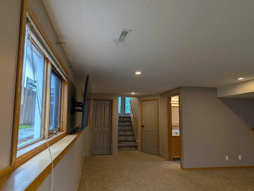 4727 44 Street Sylvan Lake AB T4S 1N5