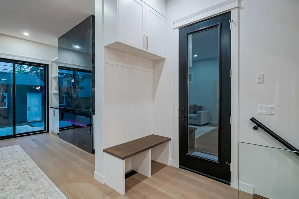 2626 4 Avenue NW Calgary AB T2N 0P6