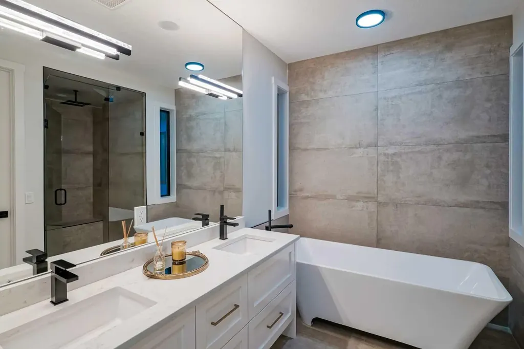 2626 4 Avenue NW Calgary AB T2N 0P6