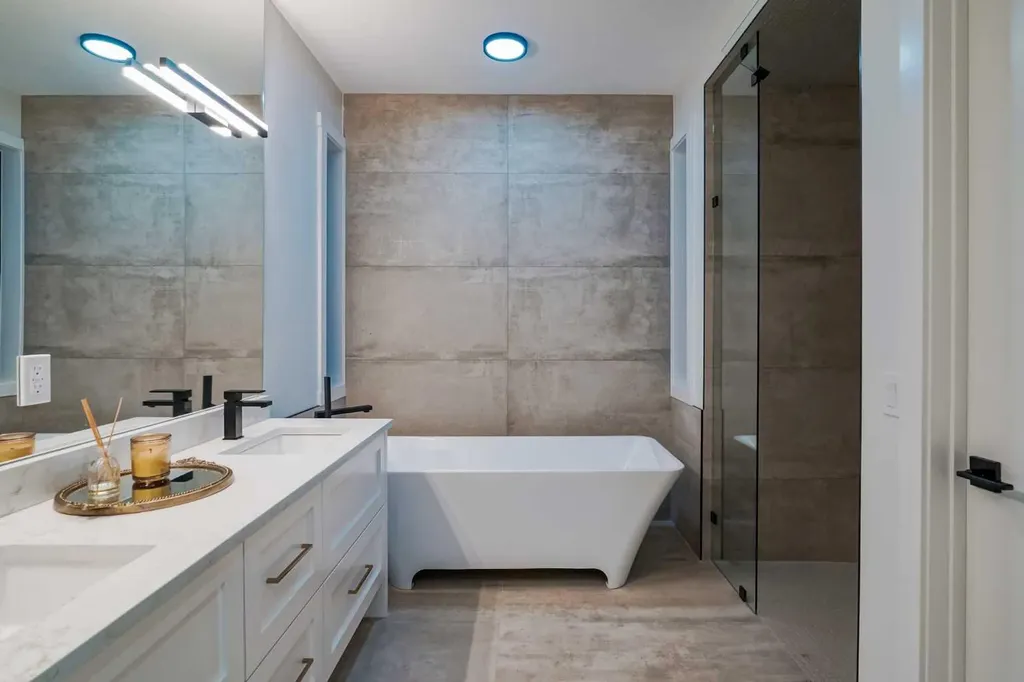 2626 4 Avenue NW Calgary AB T2N 0P6