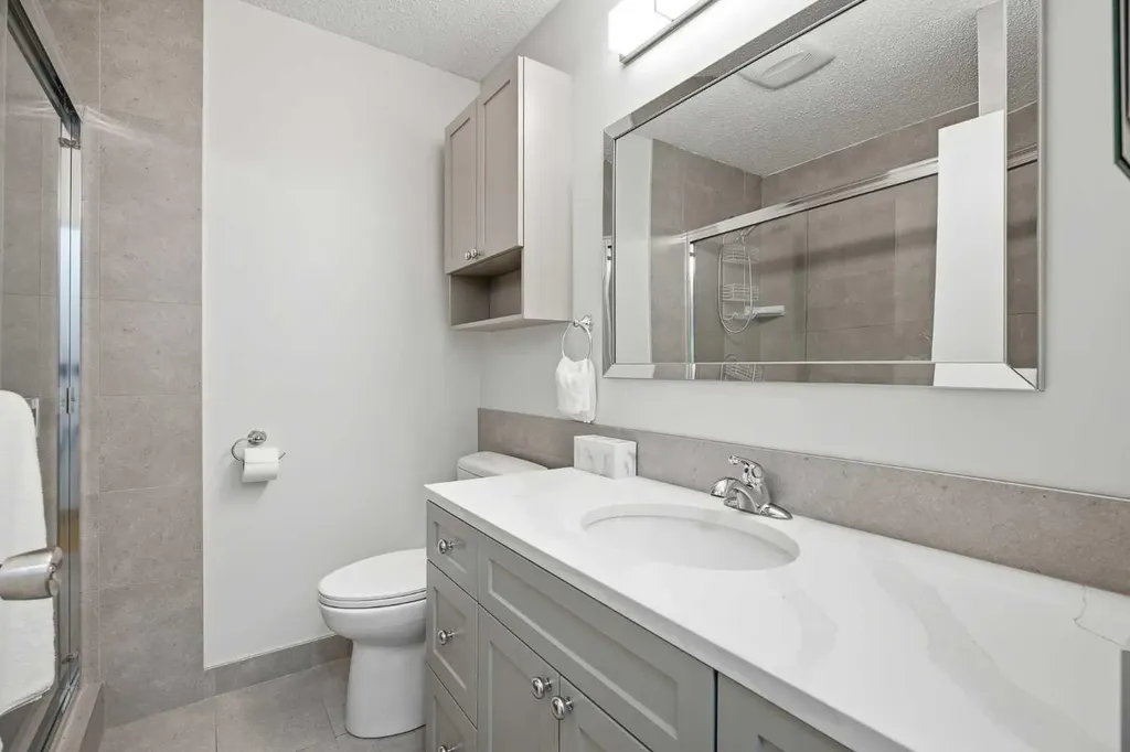 10011 Maplecreek Drive SE Calgary AB T2J 1T7