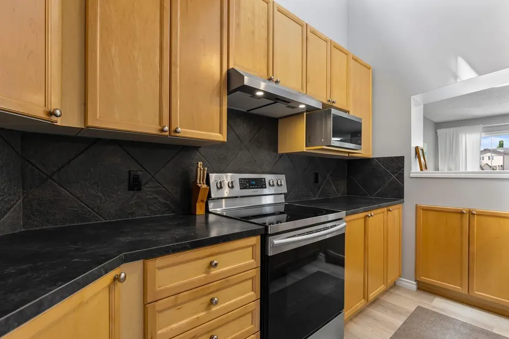 122 Auburn Bay Heights SE Calgary AB T3M 0A7
