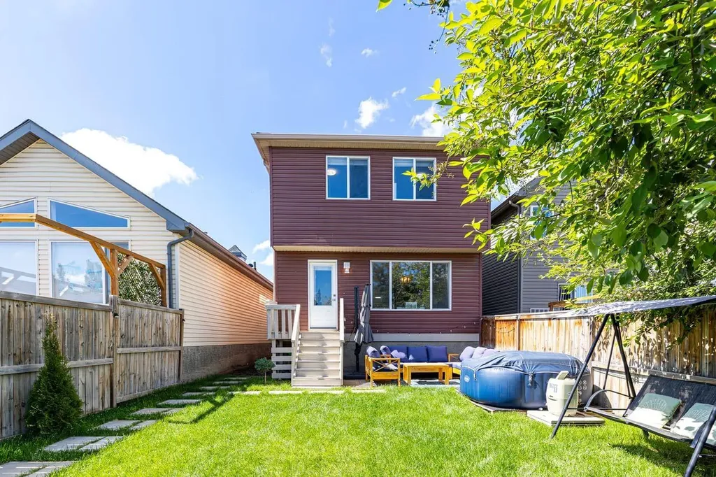 122 Auburn Bay Heights SE Calgary AB T3M 0A7