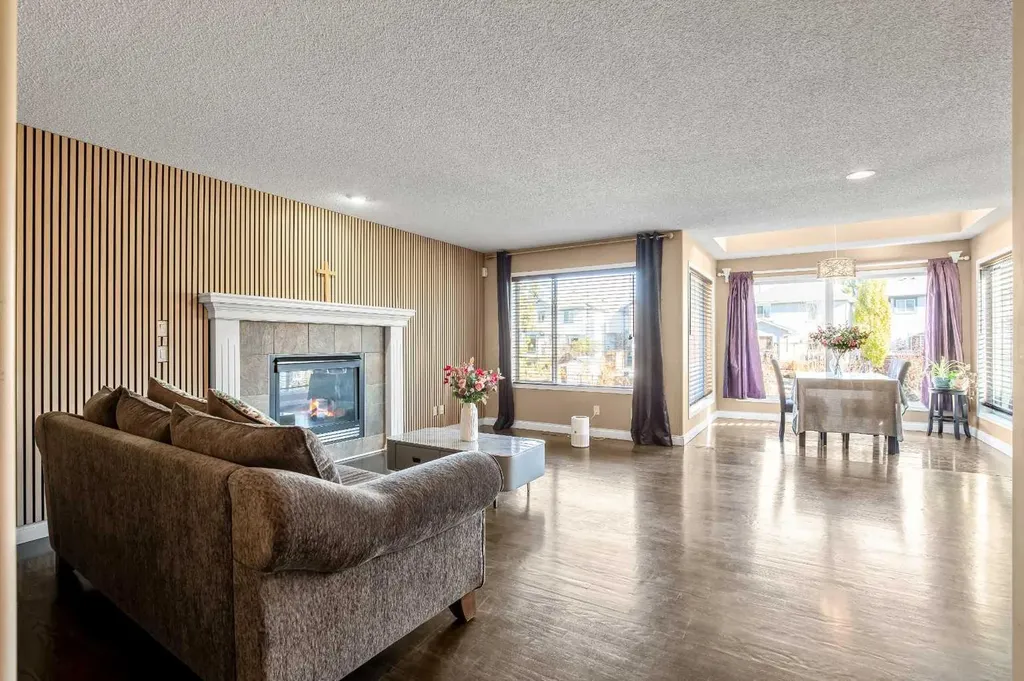 123 Cranwell Close SE Calgary AB T3M 1B1