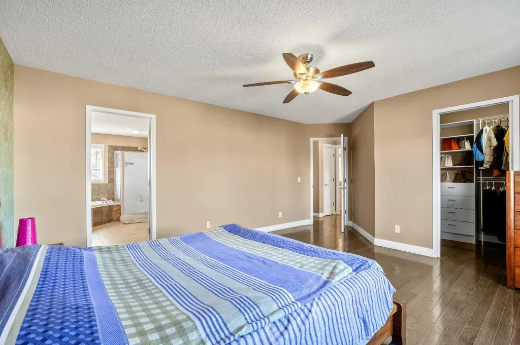 123 Cranwell Close SE Calgary AB T3M 1B1