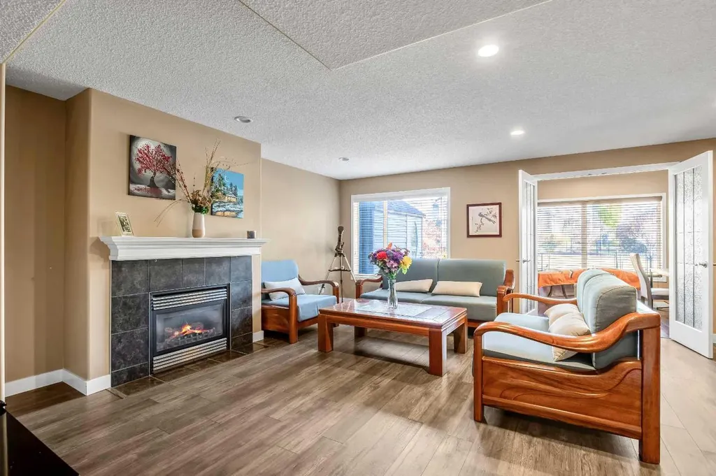 123 Cranwell Close SE Calgary AB T3M 1B1