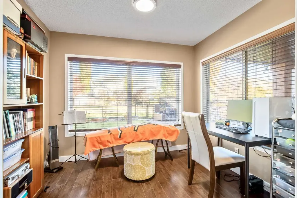 123 Cranwell Close SE Calgary AB T3M 1B1