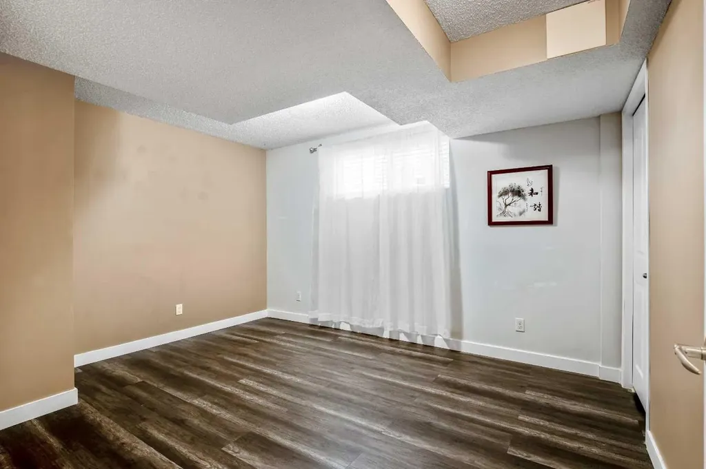 123 Cranwell Close SE Calgary AB T3M 1B1